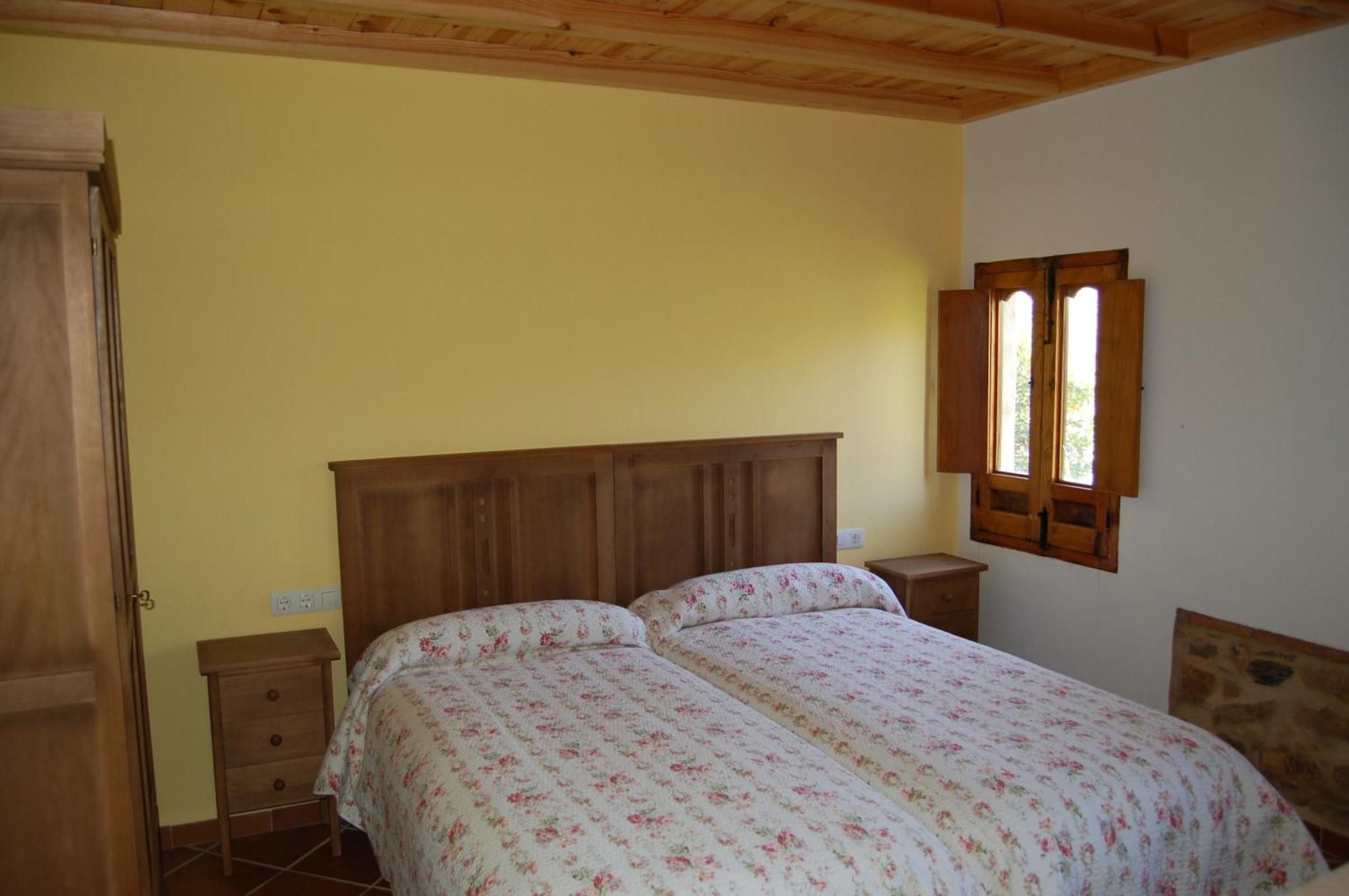La Molinilla Apartamentos Y Hammam (Adults Only) Linares de la Sierra Exteriör bild